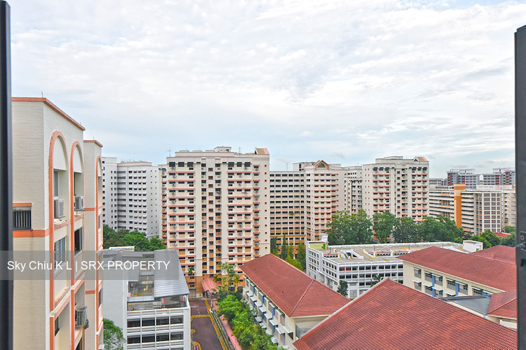 Blk 577 Hougang Avenue 4 (Hougang), HDB Executive #176120342